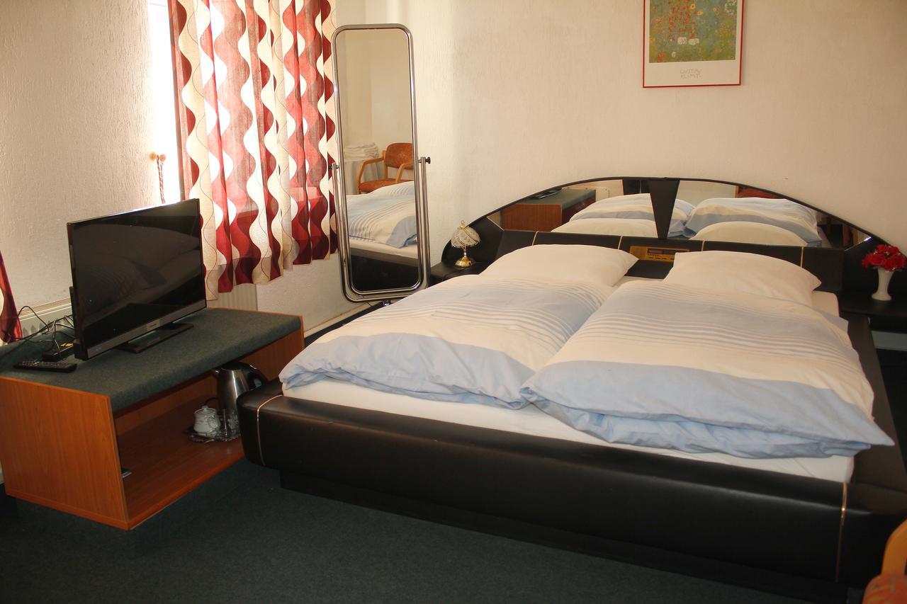 Hotel Restaurant Rhodos Elsterwerda Εξωτερικό φωτογραφία